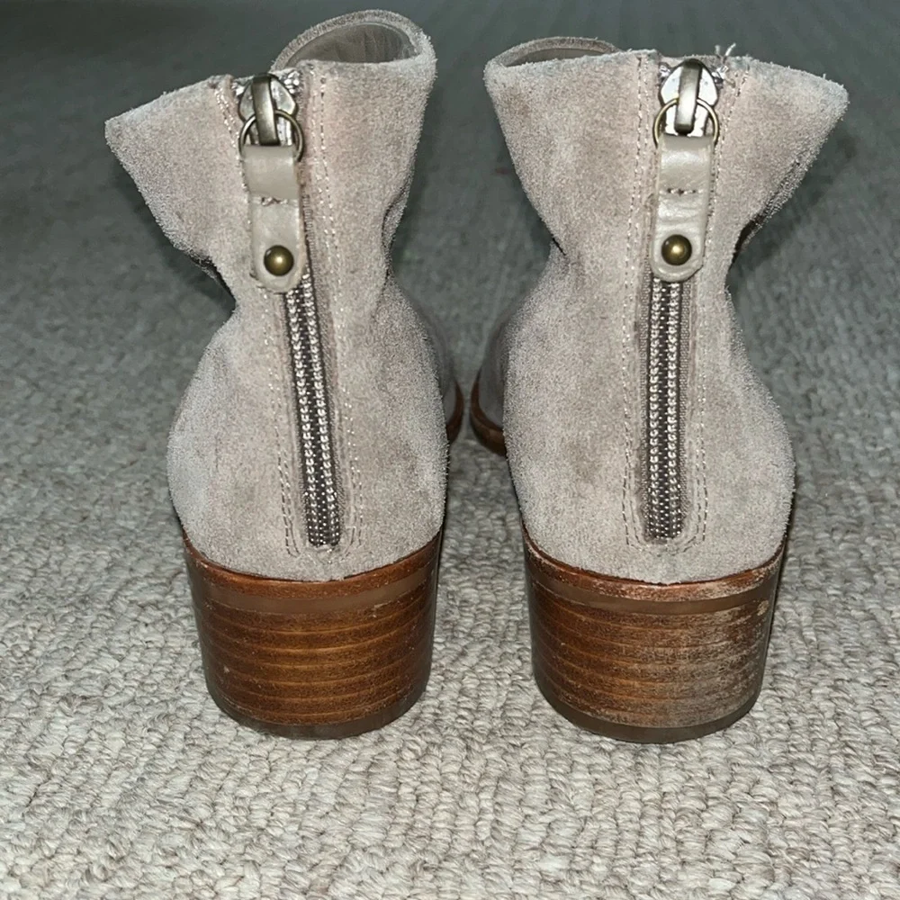 Soludos Anthropologie Venetian Gray Flat Ankle Boots Suede Size 7